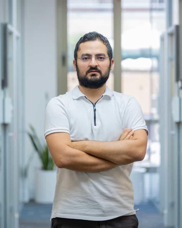 مدیر کافه بازار